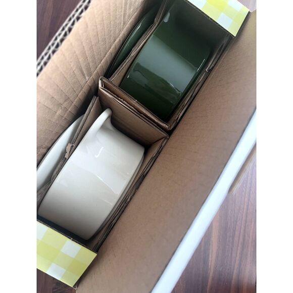 New in Box Brocc Your Body Mini Round Ceramic Cocotte Set White and Green - Picture 3 of 5